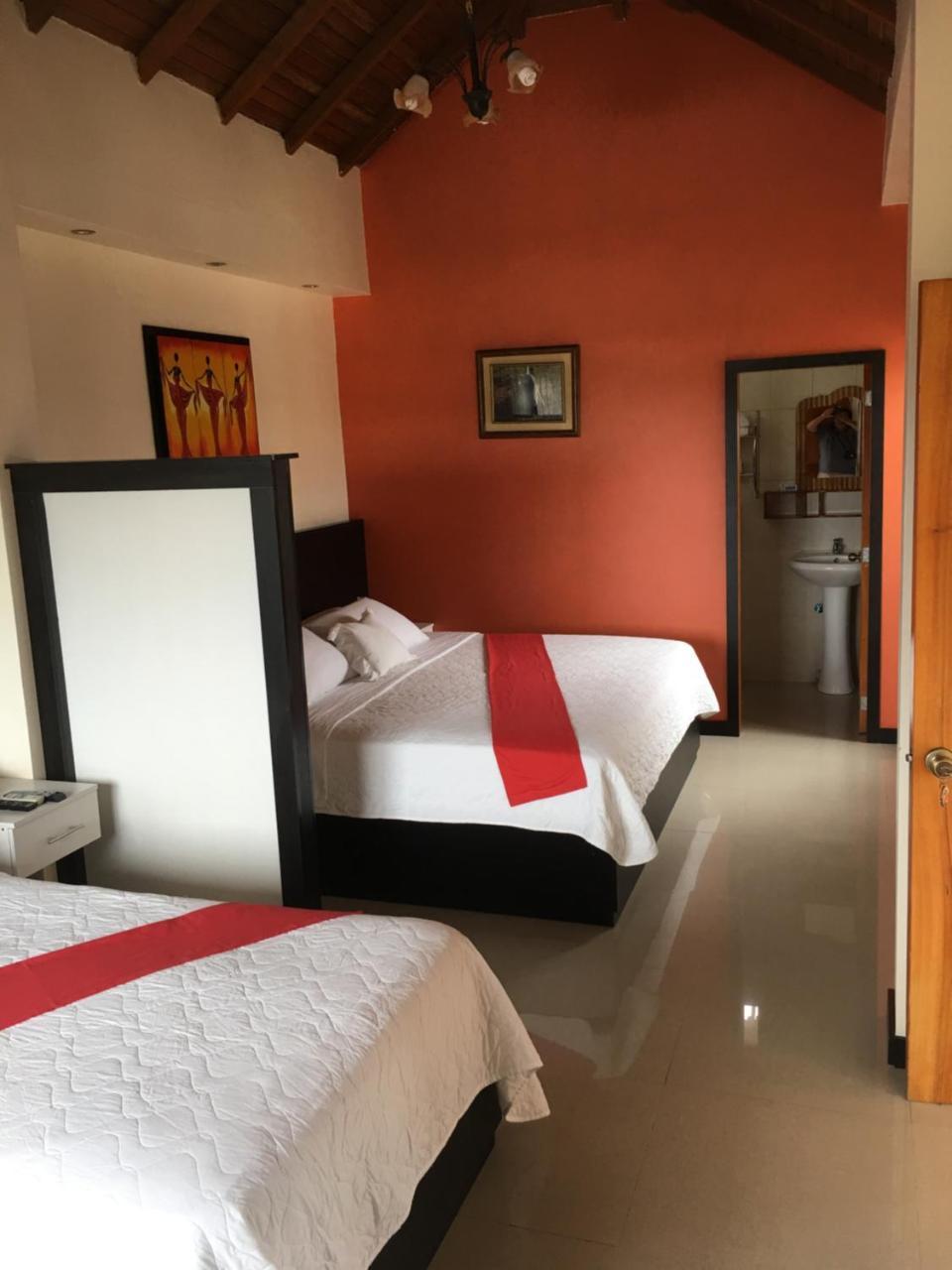 Hotel San Vicente Galapagos Пуерто-Вільяміль Екстер'єр фото